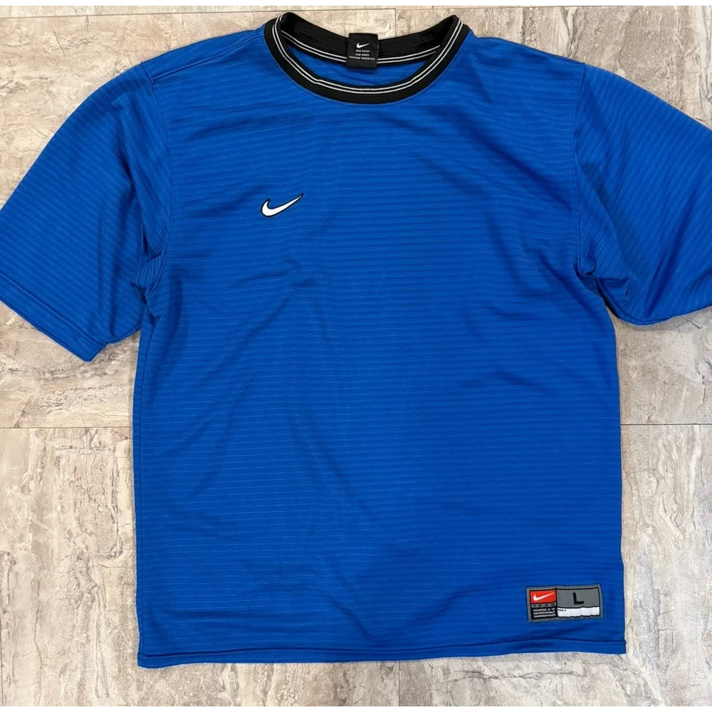 VTG 90s Nike TEAM Streetwear T-Shirt Rare Retro Blue Crew Neck Logo Swoosh Sz L